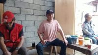 Wan Supit, pimpinan PT. Raja Karya Mandiri saat diwawancarai wartawan (fonny/ciptanews)