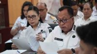 Bupati Minahasa, Robby Dondokambey, didampingi Wakil Bupati Vanda Sarundajang, memimpin Rapat Forum Koordinasi Pimpinan Daerah (Forkopimda) Kabupaten Minahasa (ist)